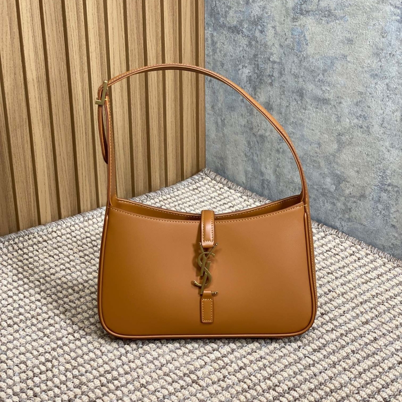 Y51 hobo bags